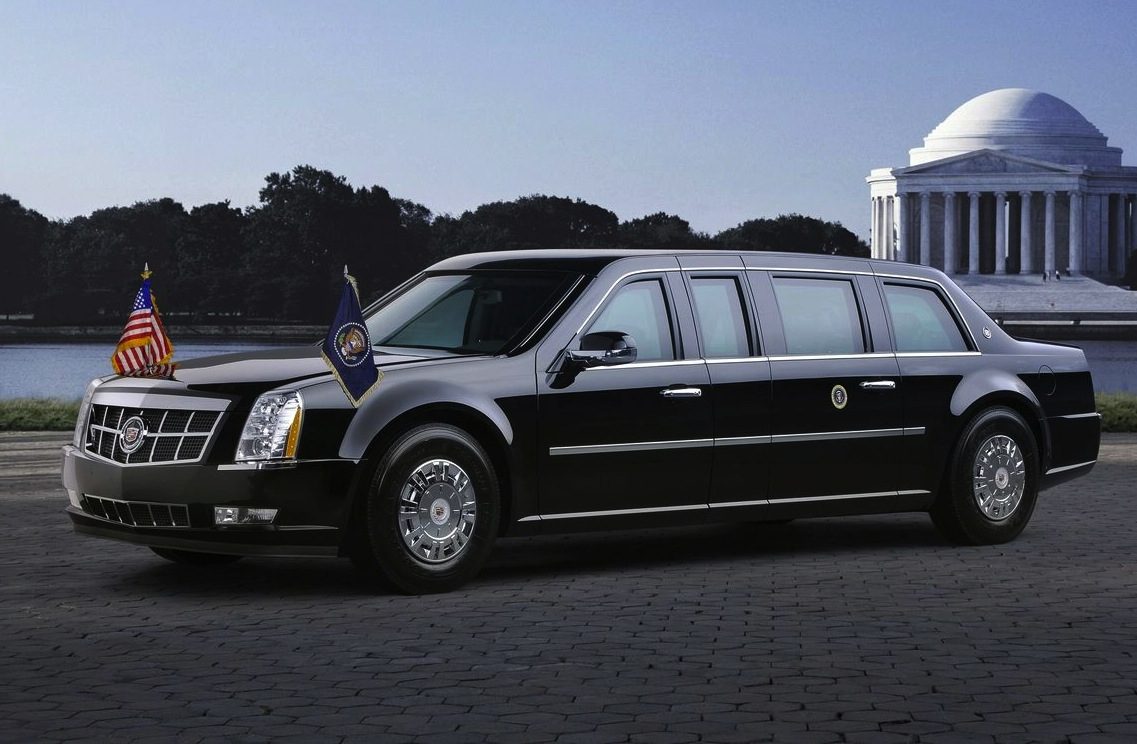 S0-cadillac-the-beast-decouvrez-la-limousine-du-nouveau-president-americain-donald-trump-394357